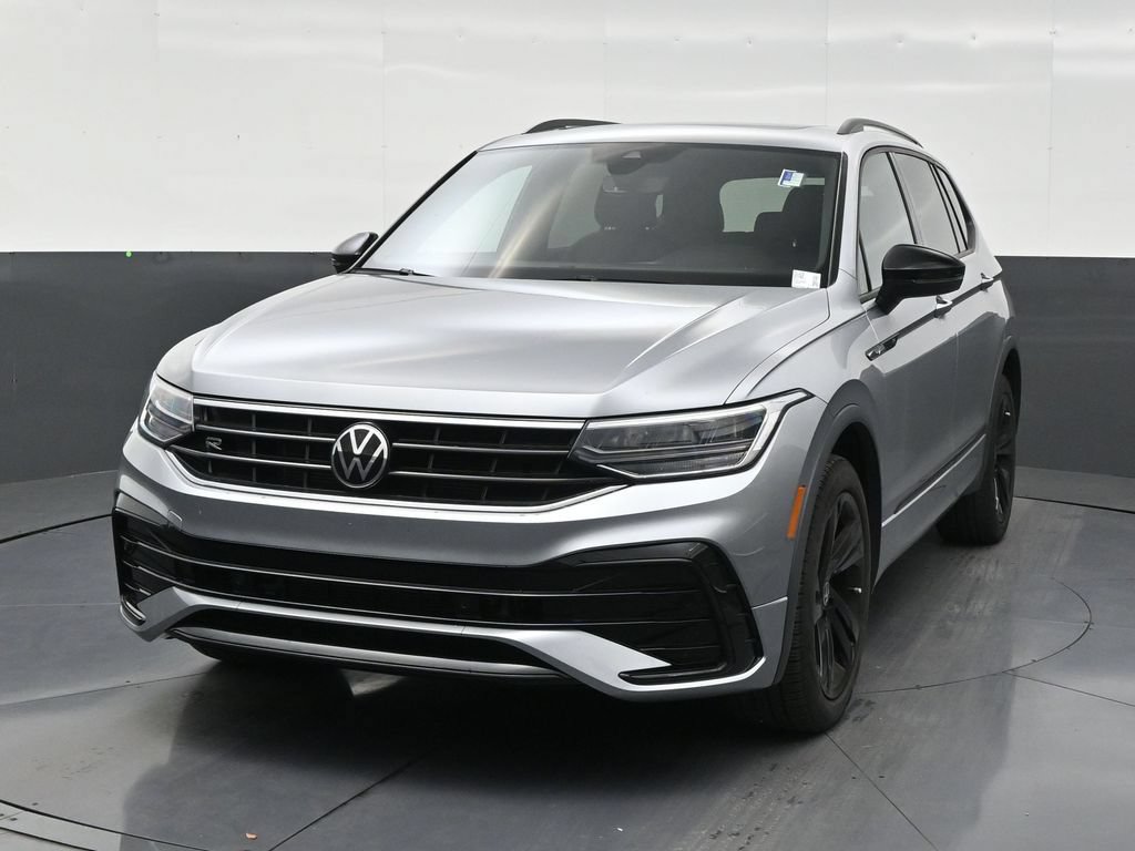 Used 2023 Volkswagen Tiguan SE R-Line FWD image 8