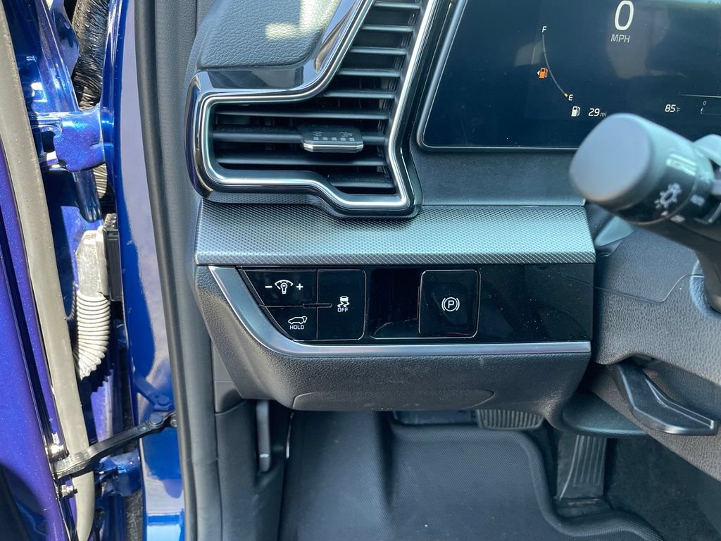 Certified 2025 Kia Sportage SX FWD image 13