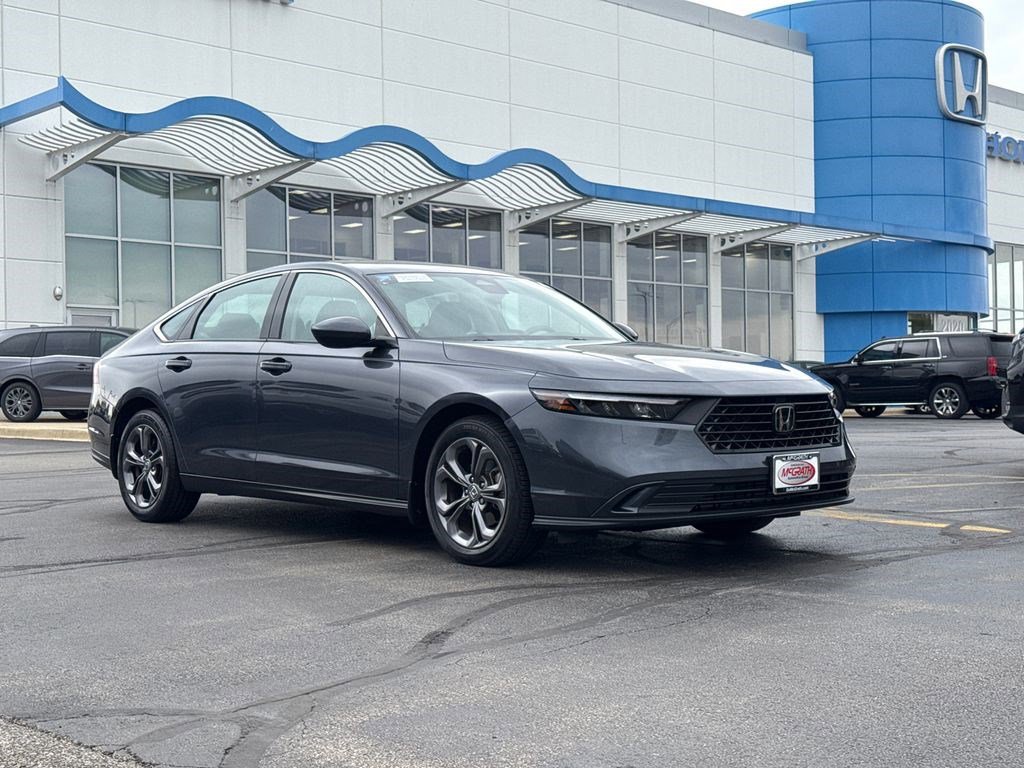 Certified 2023 Honda Accord EX image 3