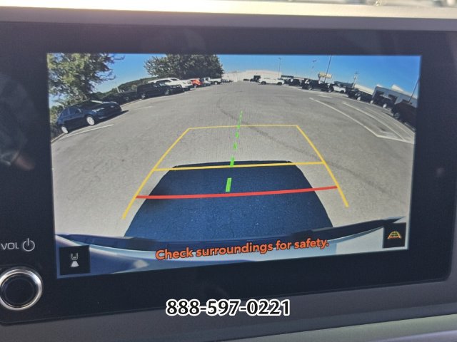 Used 2025 Toyota Tacoma SR5 AWD/4WD image 23