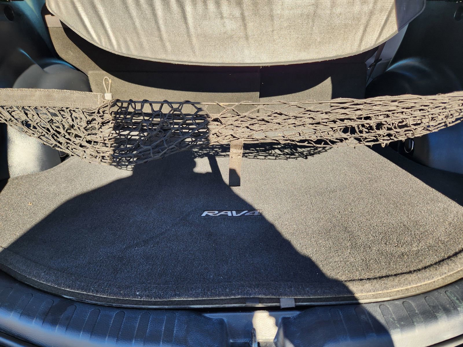 Used 2013 Toyota RAV4 LE image 36