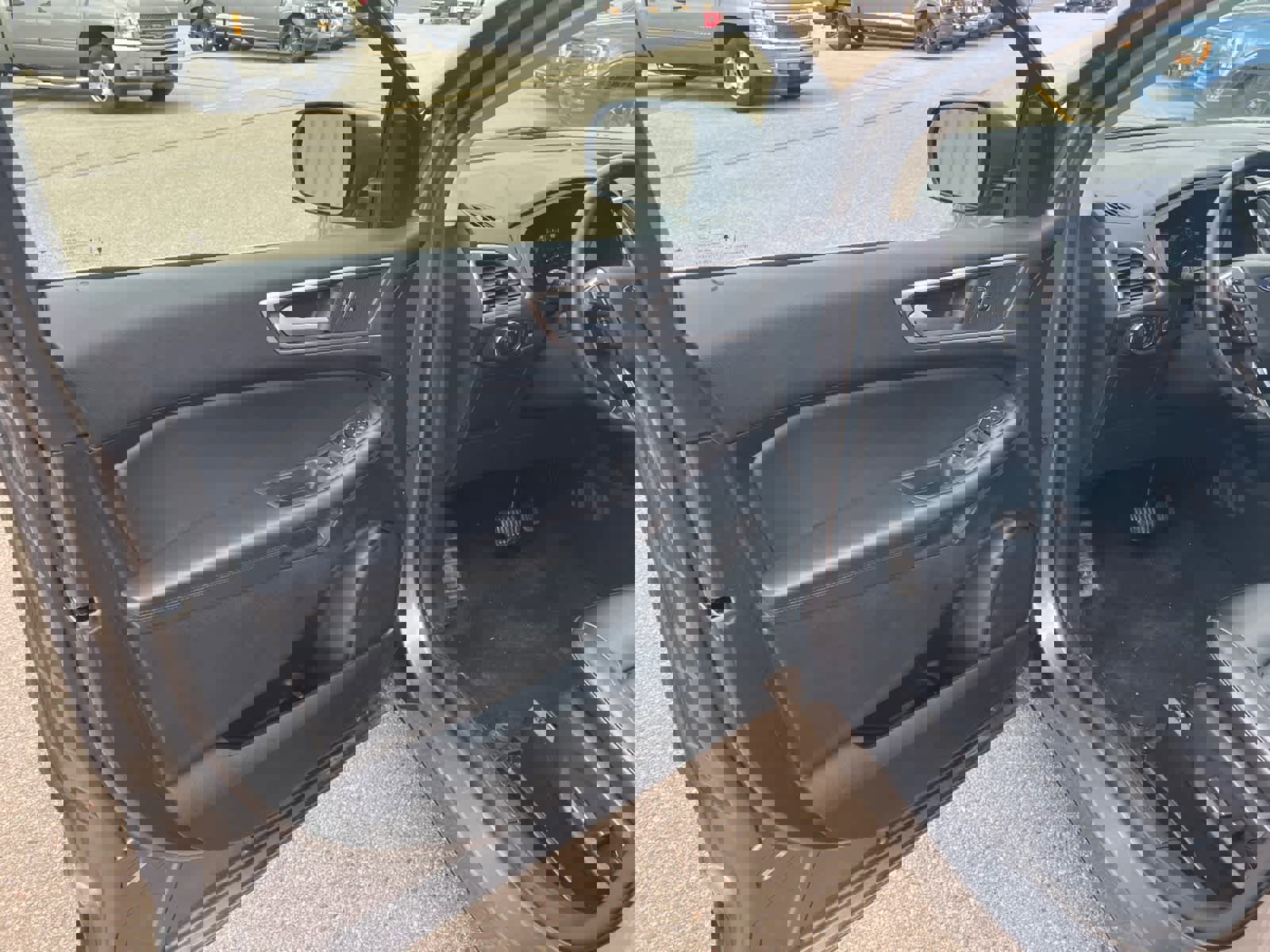 Certified 2024 Ford Edge SEL w/ Convenience Package image 10