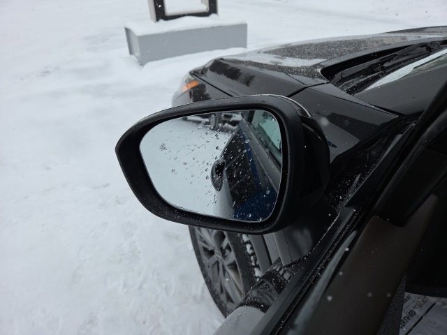 Used 2022 Nissan Rogue S image 34