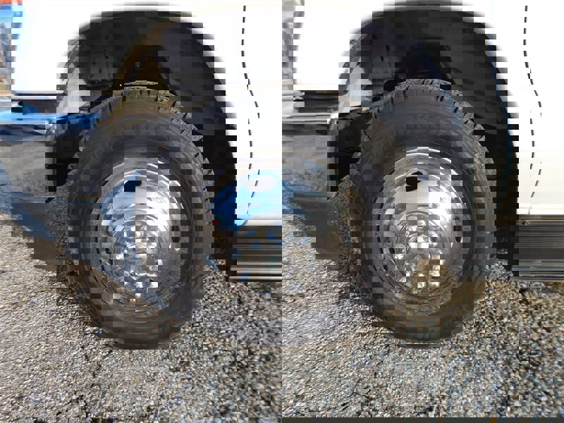 Used 2022 Ford E-450 and Econoline 450 Super Duty w/ Motorhome Prep Package image 16