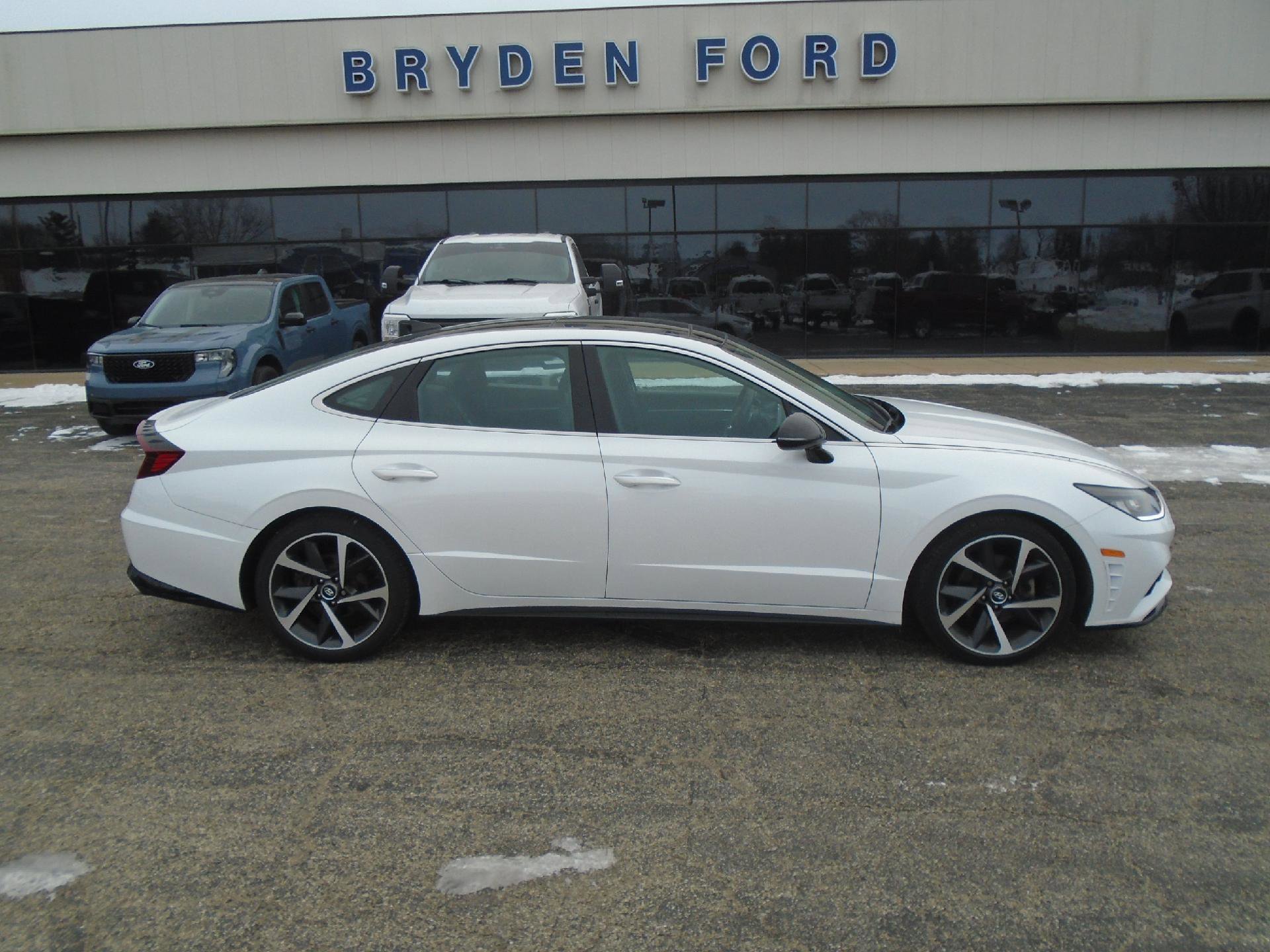 Used 2022 Hyundai Sonata SEL Plus w/ Cargo Package image 4