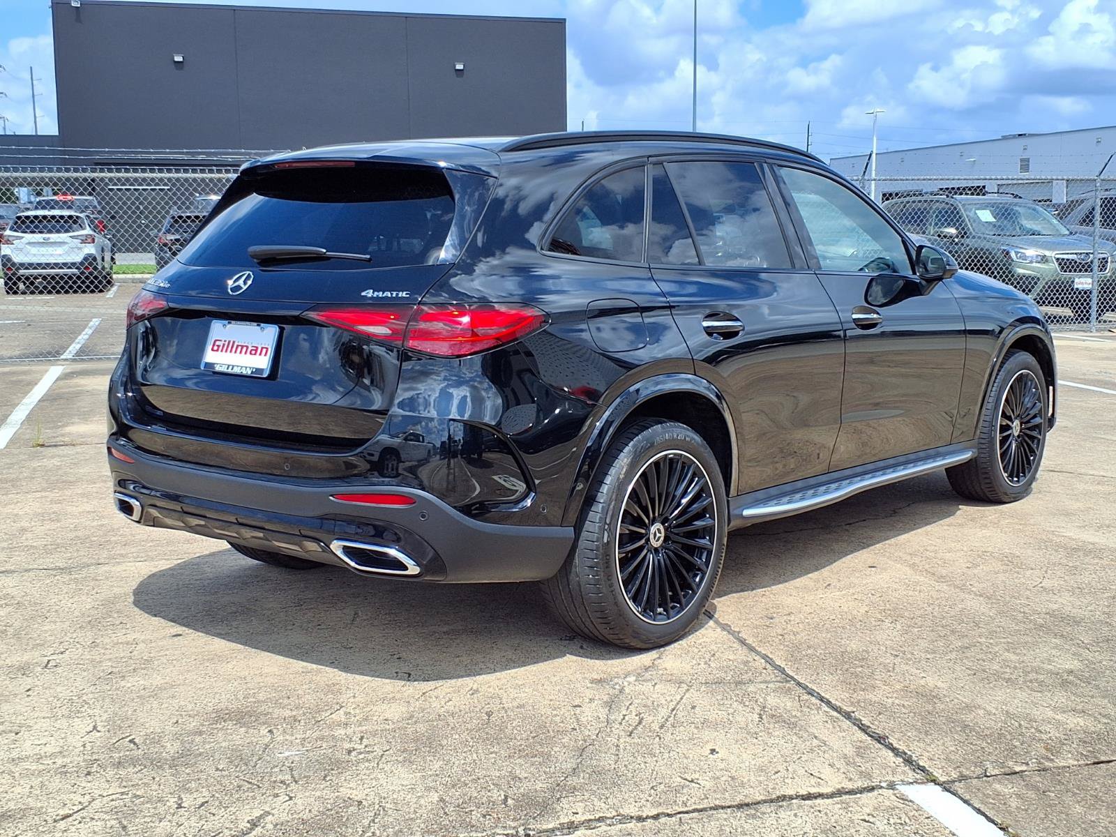 Used 2025 Mercedes-Benz GLC 350e 4MATIC image 27