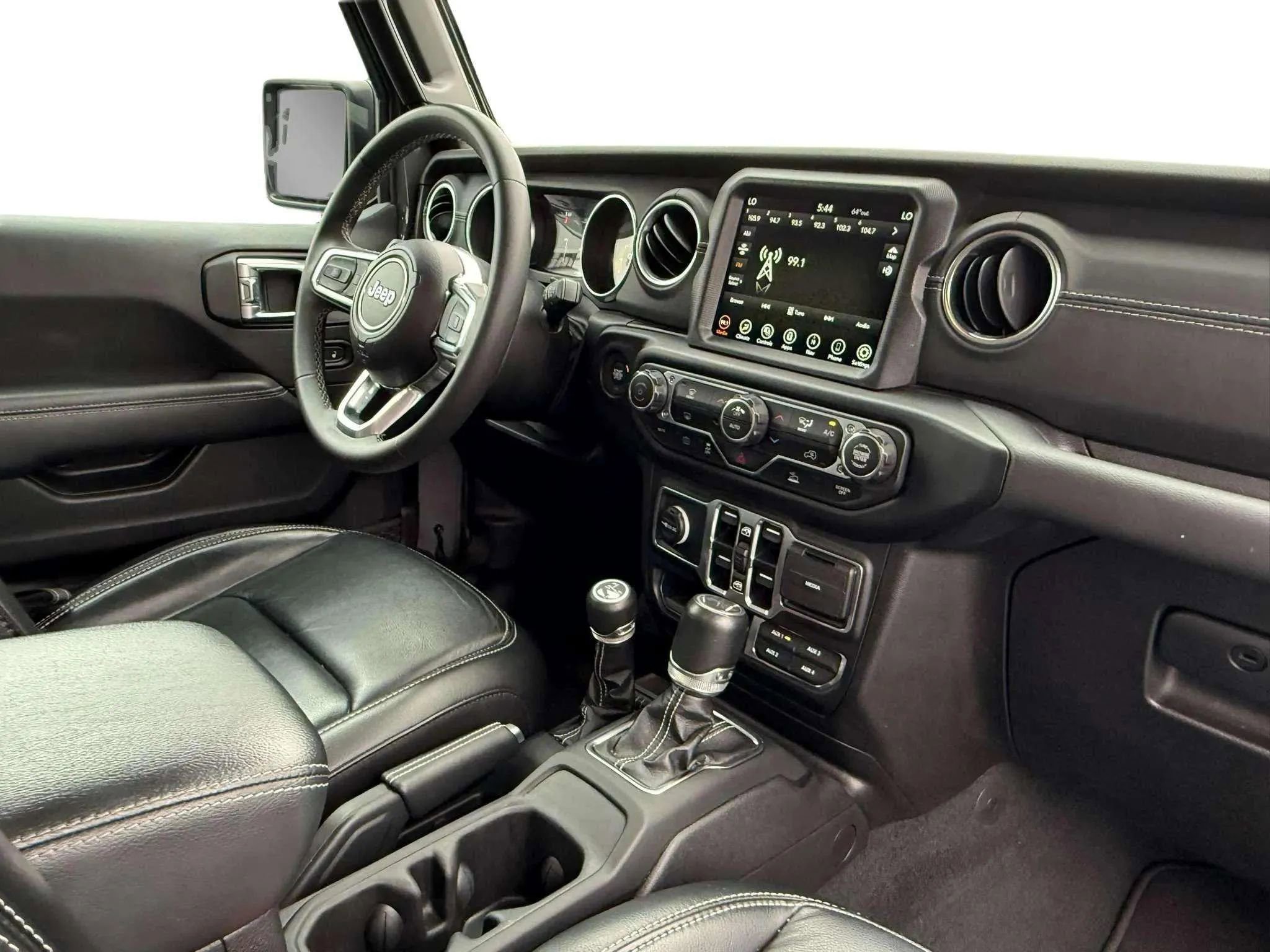 Used 2023 Jeep Wrangler Unlimited Sahara image 22