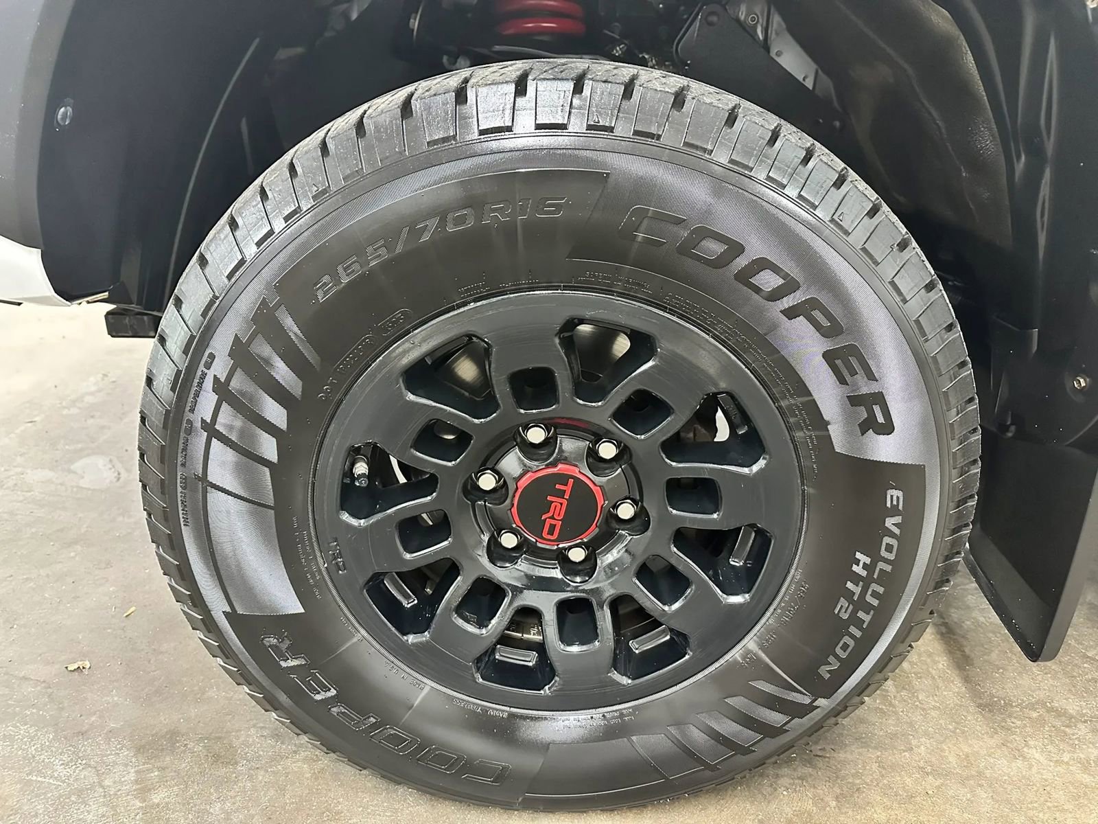 Used 2017 Toyota Tacoma TRD Pro AWD/4WD image 16