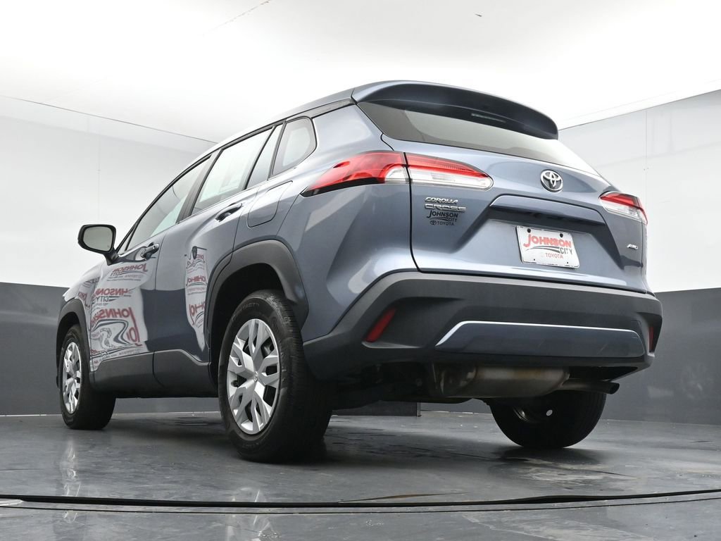 Used 2023 Toyota Corolla Cross L image 35