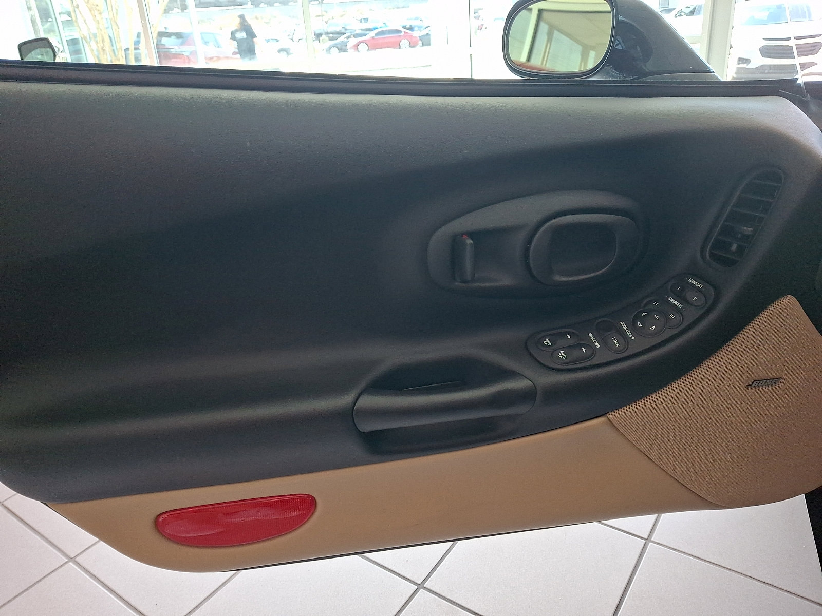 Used 2004 Chevrolet Corvette Convertible w/ Preferred Equipment Group image 11