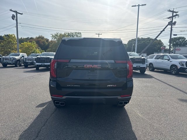 New 2026 GMC Yukon AT4 w/ AT4 Premium Package image 6