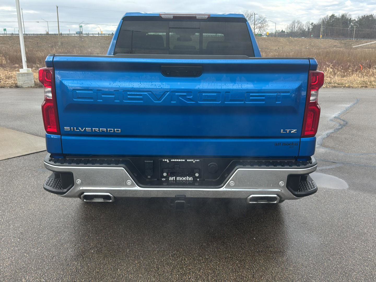 Used 2023 Chevrolet Silverado 1500 LTZ image 4