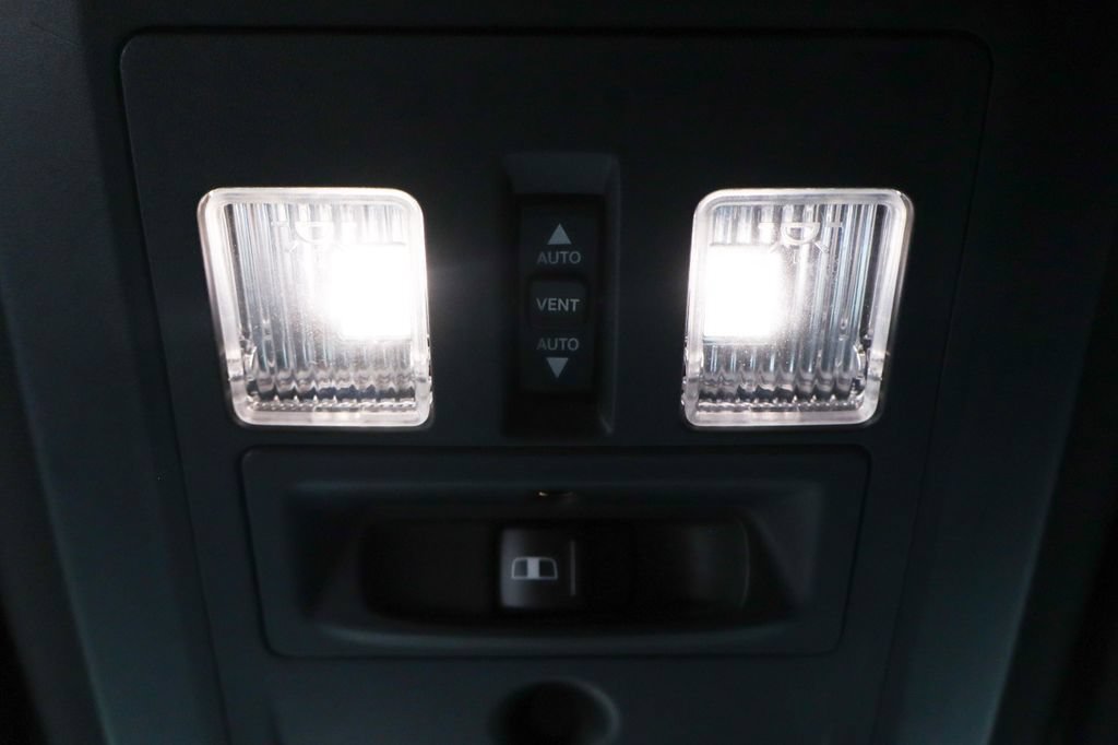 Used 2018 RAM 1500 Sport w/ Hydro Blue Sport Package RWD image 30