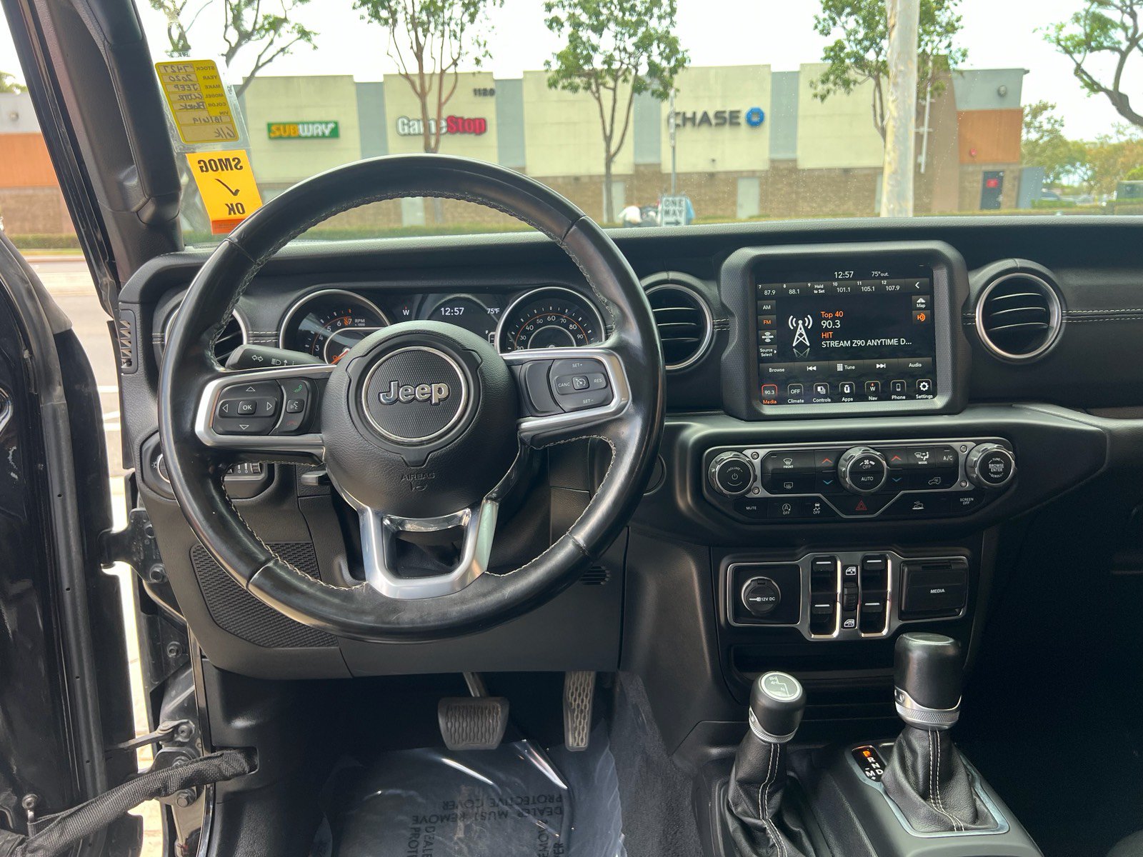Used 2020 Jeep Gladiator Overland AWD/4WD image 16