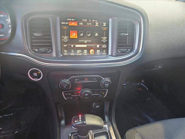 Used 2016 Dodge Charger SXT w/ Blacktop Package RWD image 14