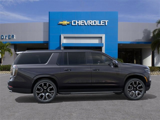 New 2026 Chevrolet Suburban RST image 6