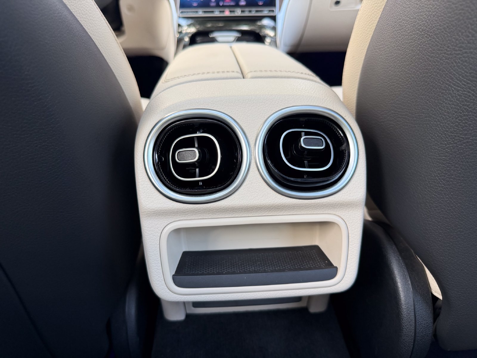 Certified 2023 Mercedes-Benz C 300 Sedan image 15