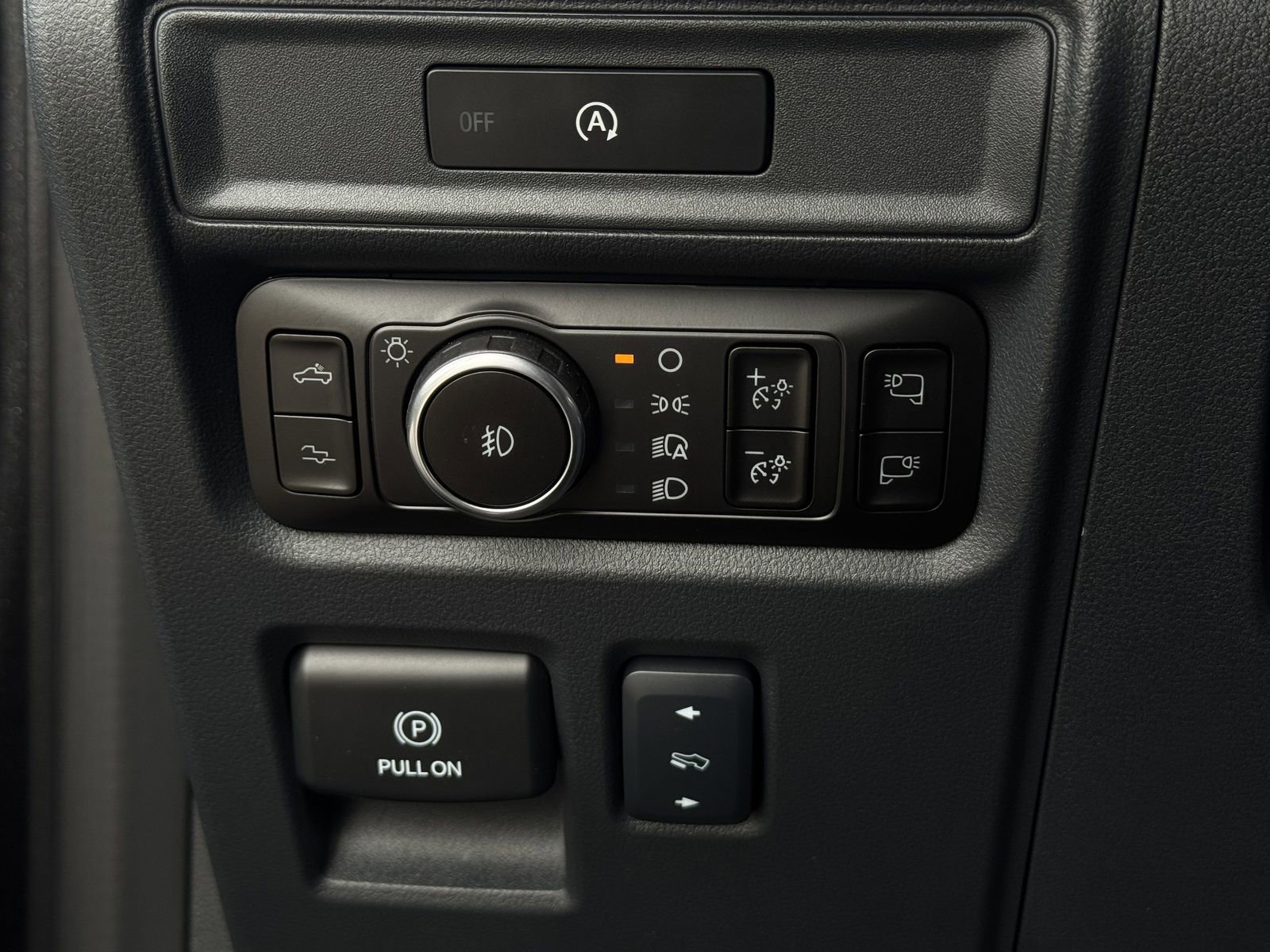 Used 2025 Ford F150 Raptor image 21