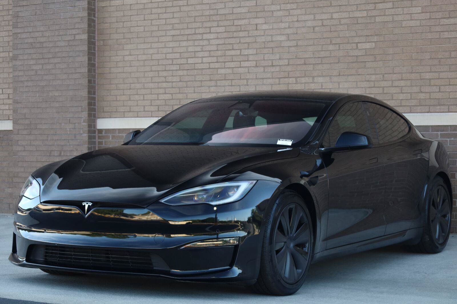 Used 2022 Tesla Model S Standard Range AWD/4WD image 5