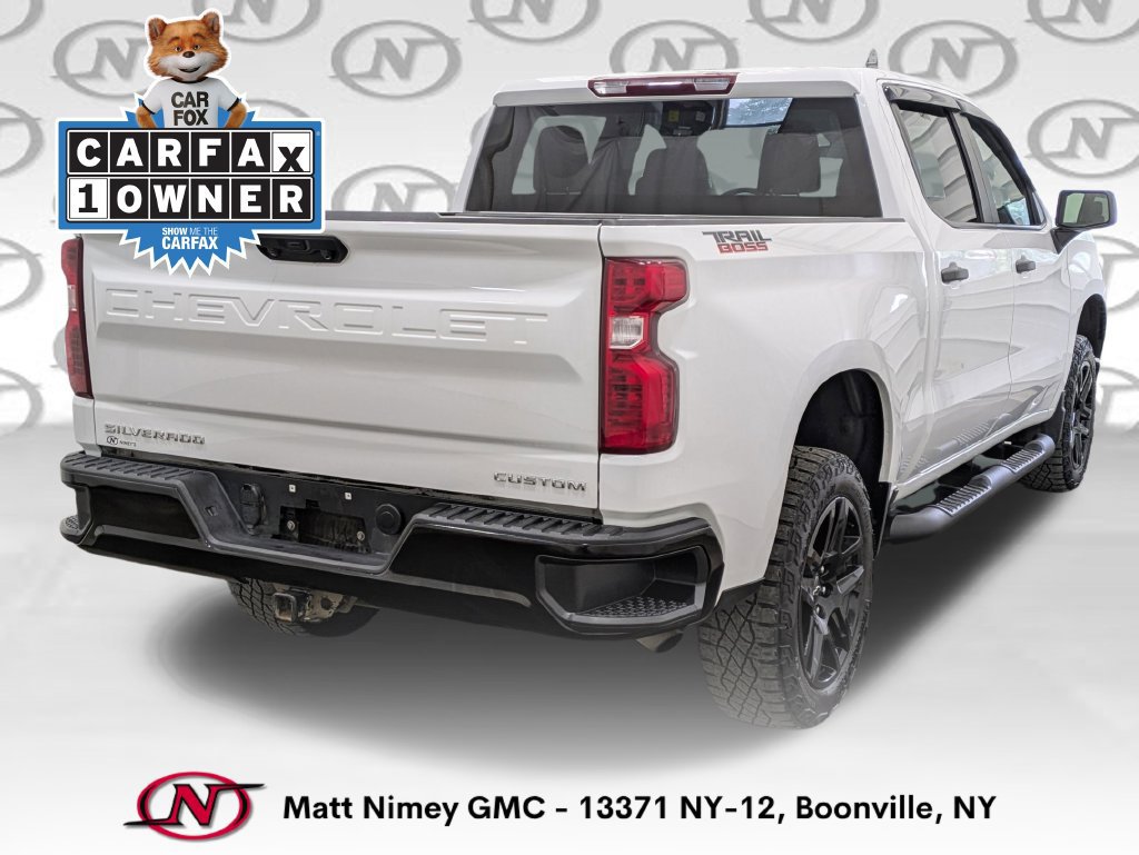 Used 2024 Chevrolet Silverado 1500 Custom Trail Boss AWD/4WD image 4