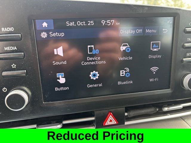 Used 2023 Hyundai Elantra SEL image 22