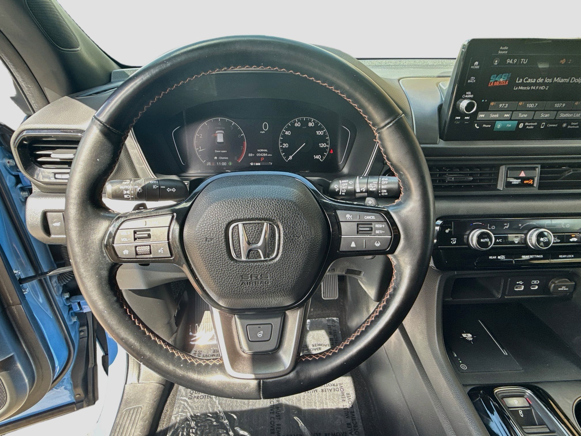 Certified 2023 Honda Pilot TrailSport image 9