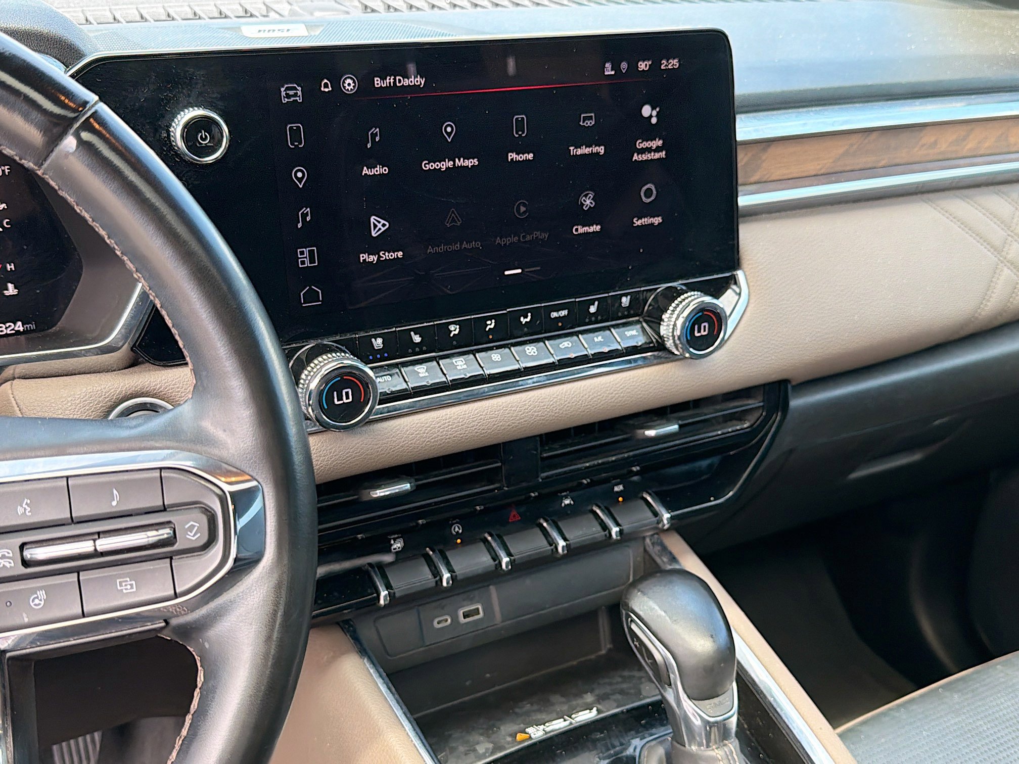 Used 2023 GMC Canyon Denali image 28