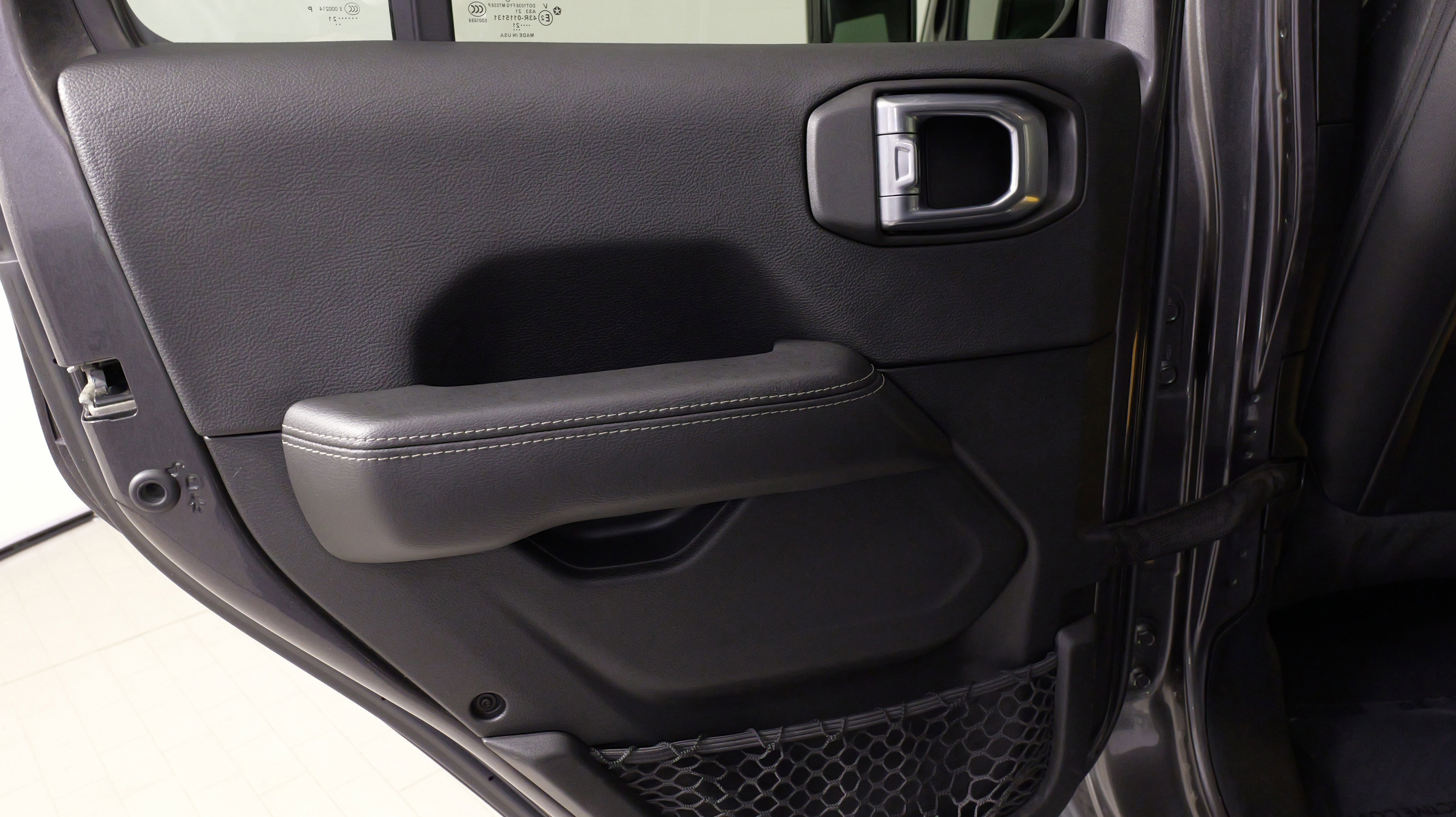 Used 2021 Jeep Wrangler Unlimited Sahara image 33