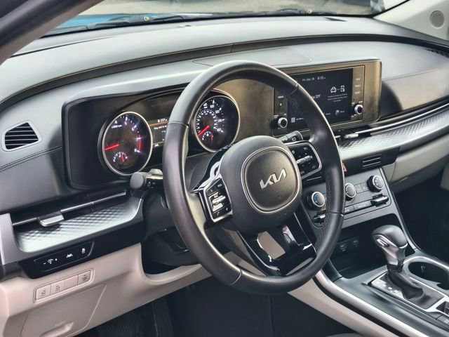 Certified 2024 Kia Carnival LX image 14
