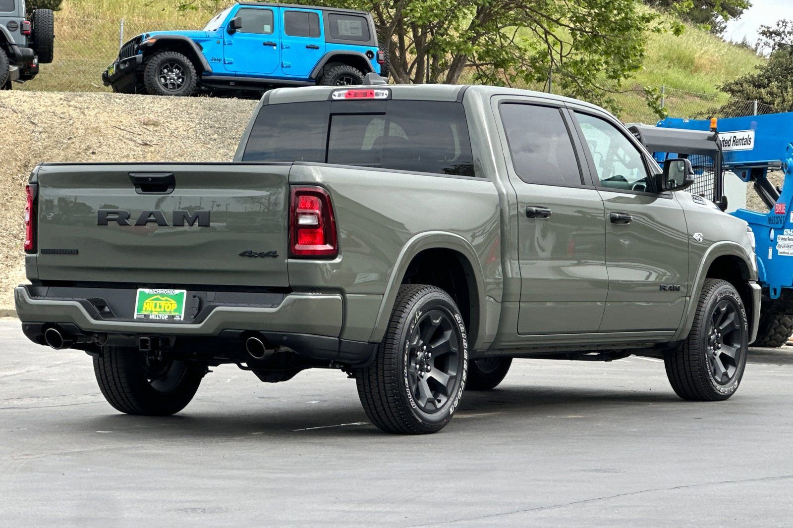 New 2026 RAM 1500 4x4 Crew Cab image 4