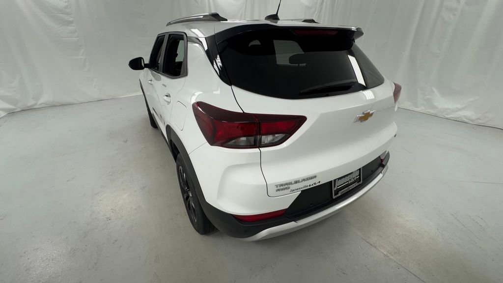 Used 2023 Chevrolet TrailBlazer LT w/ Convenience Package AWD/4WD image 5