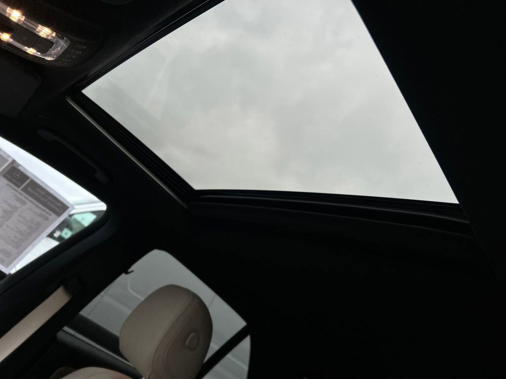 Certified 2025 Mercedes-Benz GLE 450 4MATIC image 37