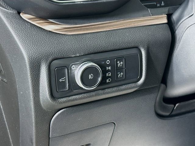 Used 2022 Ford Explorer Limited w/ Equipment Group 301A image 10