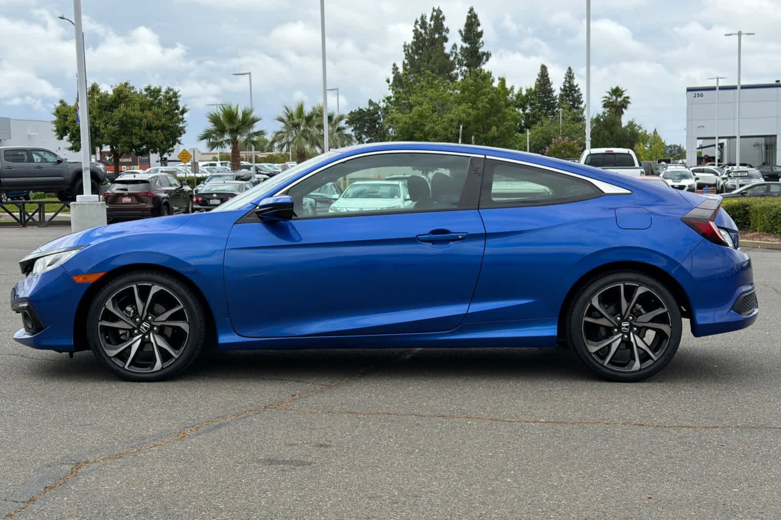 Used 2019 Honda Civic Sport image 9