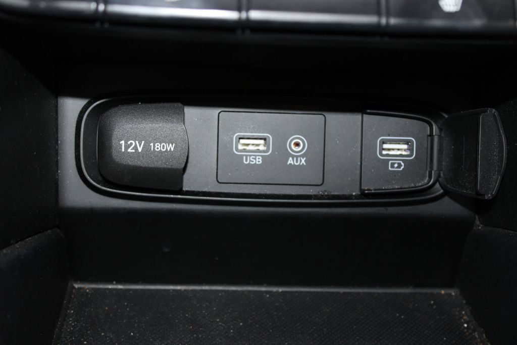 Used 2020 Hyundai Santa Fe SEL FWD image 28