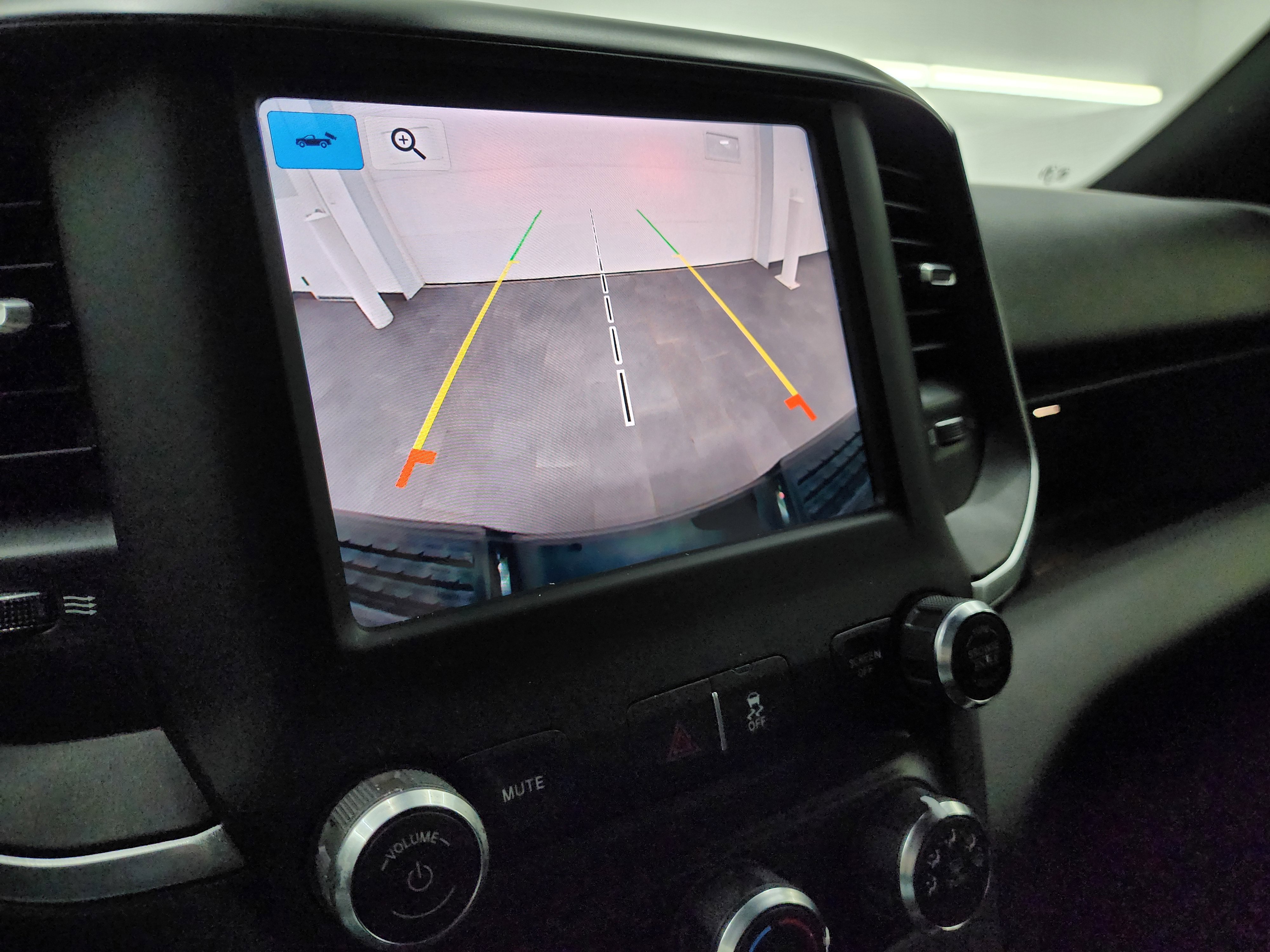 Used 2022 RAM 2500 Big Horn w/ Night Edition image 16