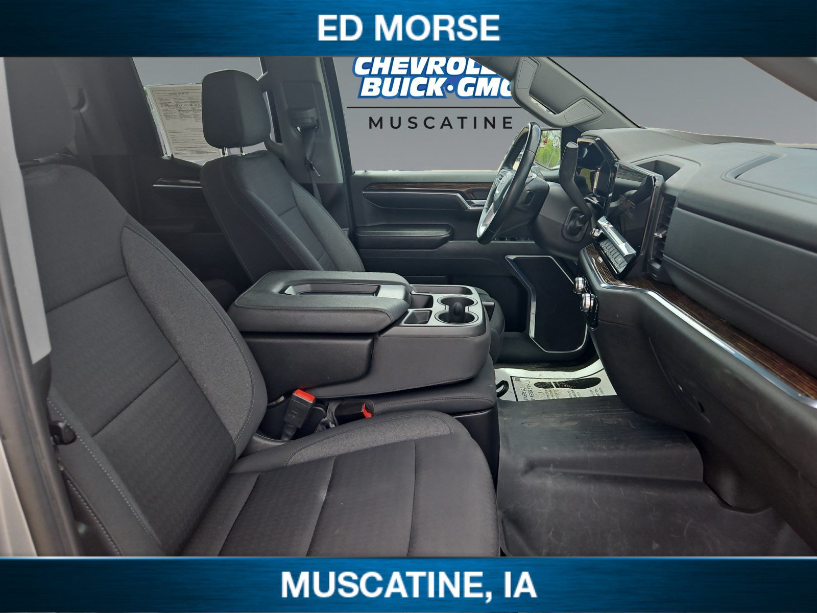 Used 2023 GMC Sierra 1500 SLE w/ Enhanced Capability Package AWD/4WD image 16