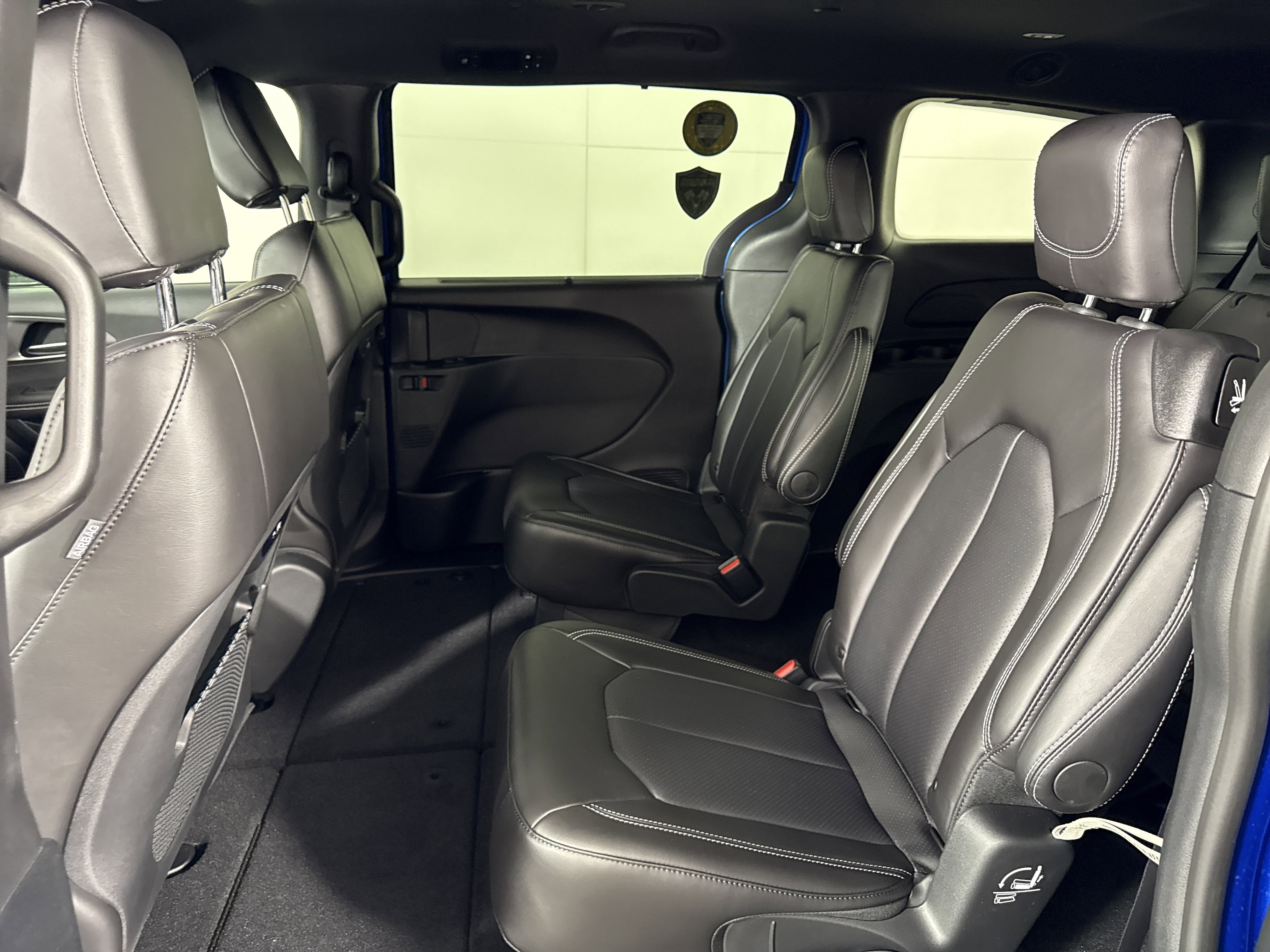 New 2026 Chrysler Pacifica Select image 27