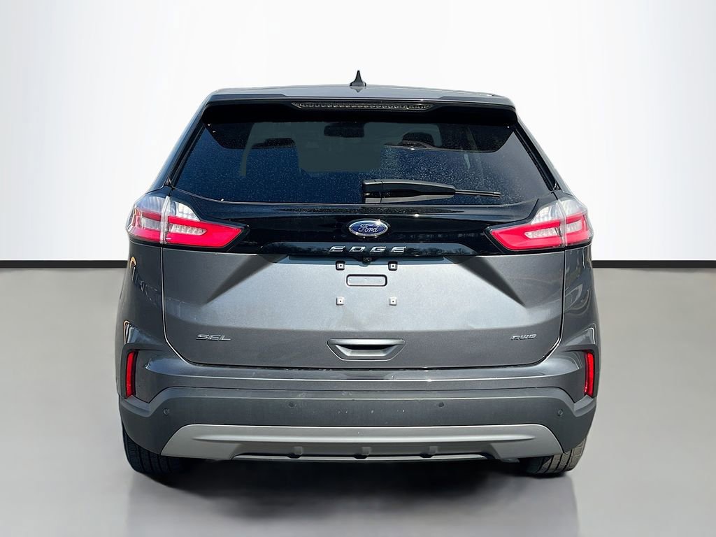 Used 2024 Ford Edge SEL image 6
