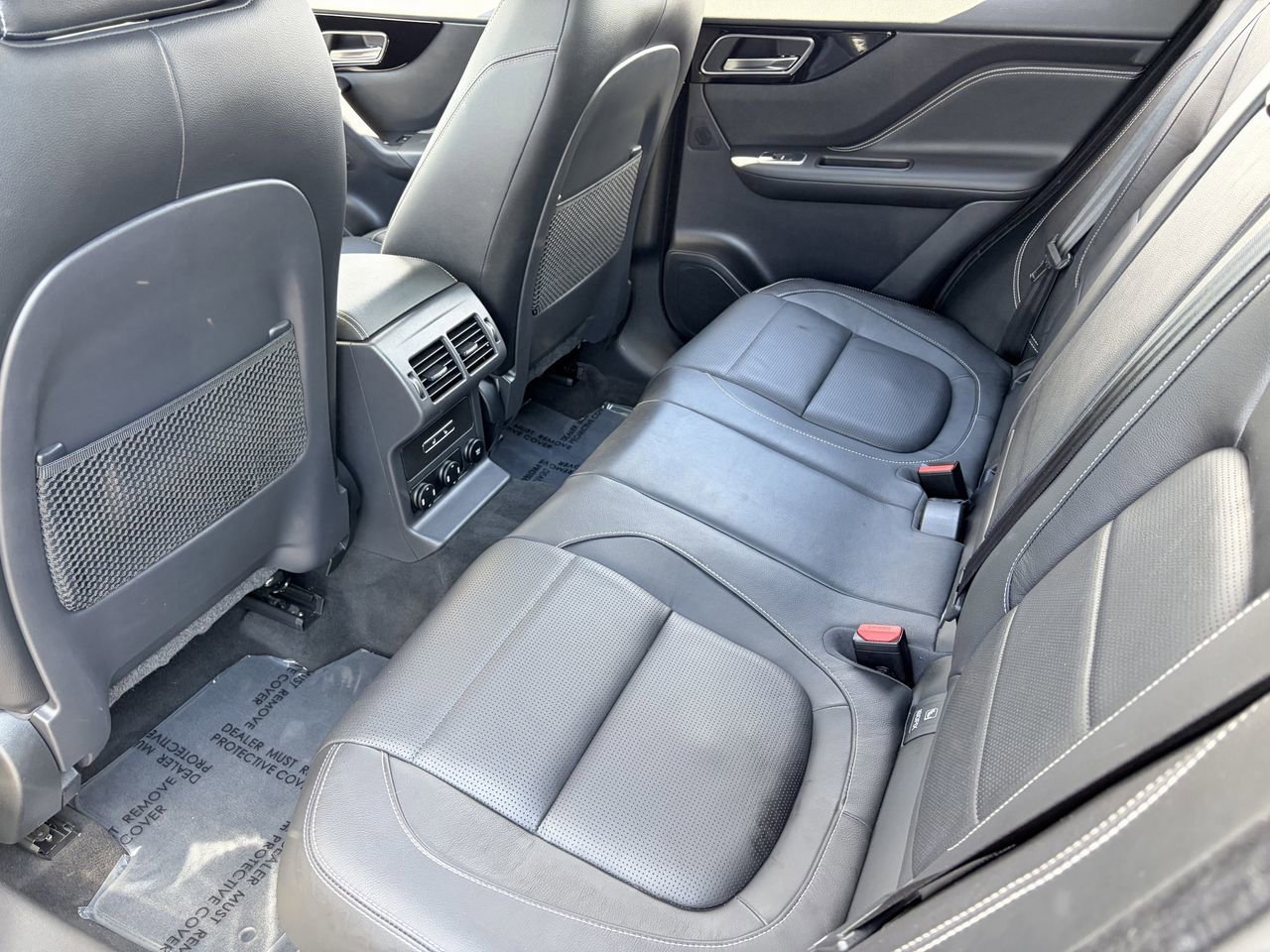 Used 2019 Jaguar F-PACE S image 15