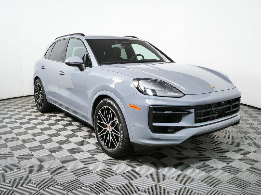 Certified 2026 Porsche Cayenne S AWD/4WD image 27