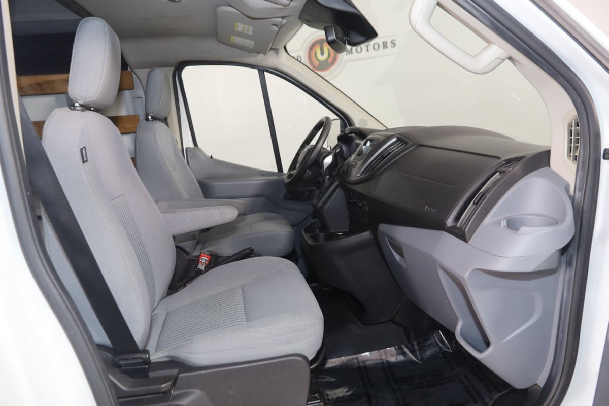Used 2016 Ford Transit 250 130 Low Roof w/ Exterior Upgrade Package RWD image 10