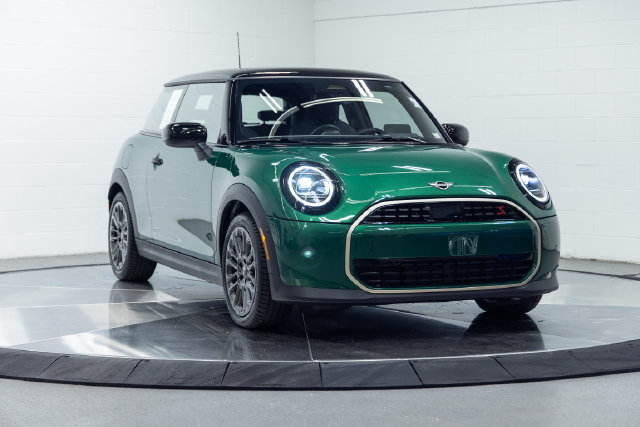 Certified 2026 MINI Cooper S FWD image 4