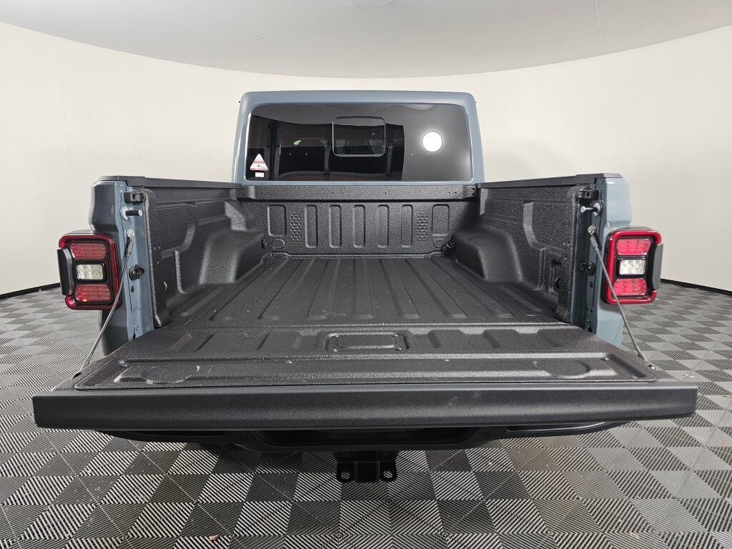 New 2026 Jeep Gladiator Mojave AWD/4WD image 16