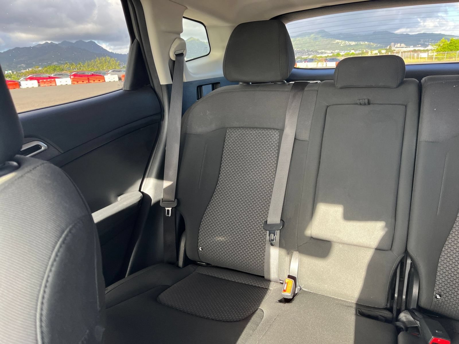 Used 2025 Kia Sportage LX FWD image 33