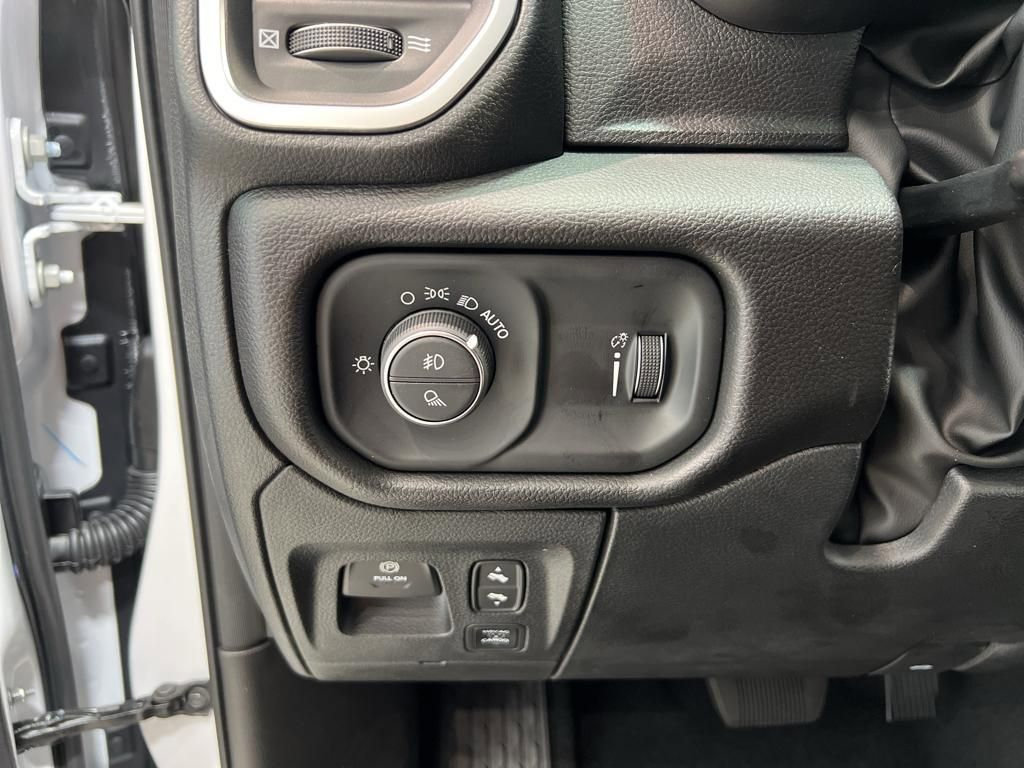 New 2025 RAM 1500 Big Horn image 21