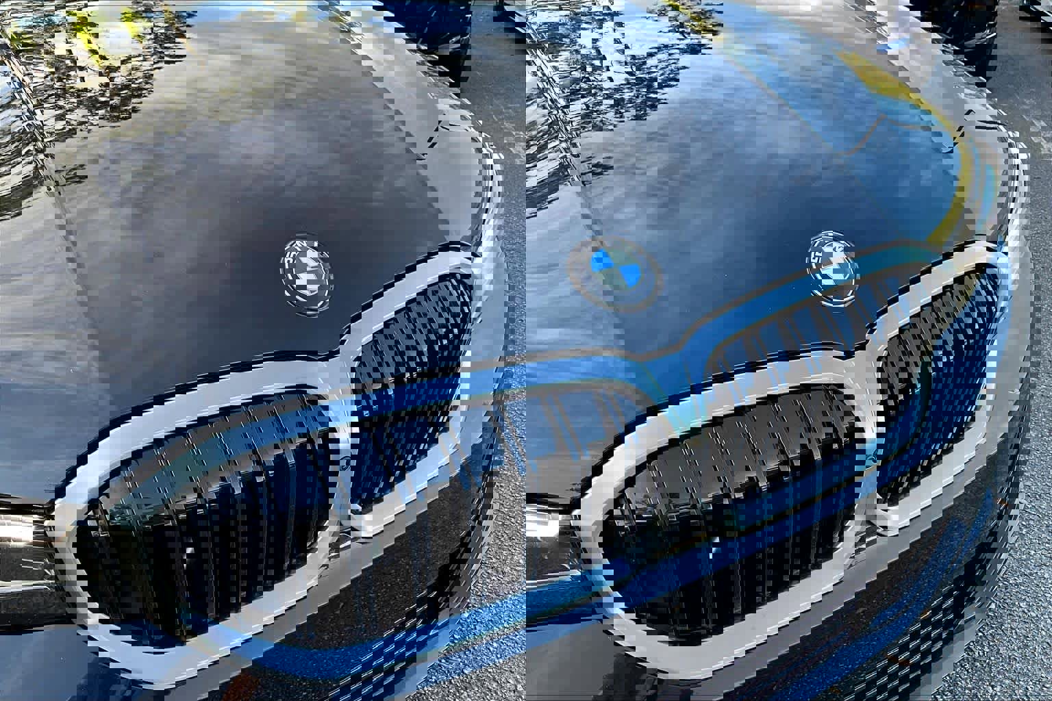 Used 2025 BMW 330i Sedan RWD image 29