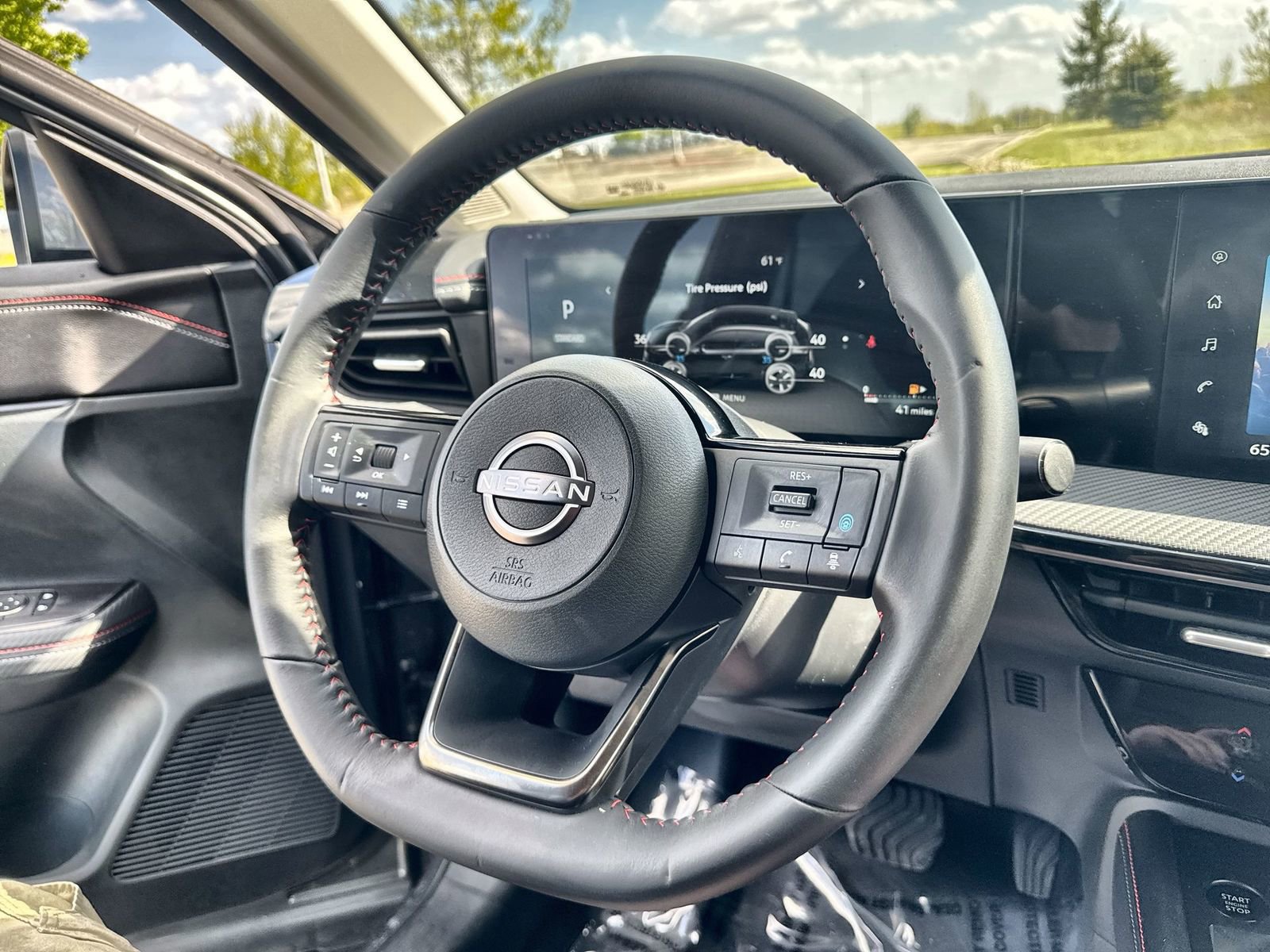 Certified 2025 Nissan Kicks SR AWD/4WD image 22