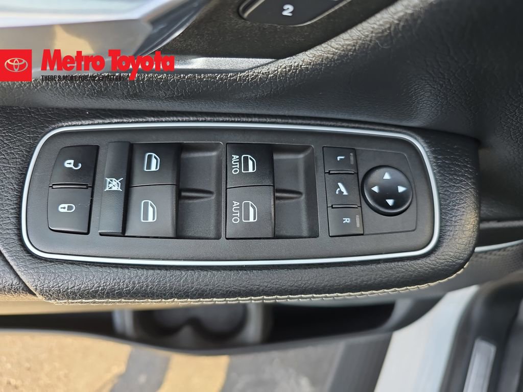 Used 2021 RAM 1500 Laramie image 28