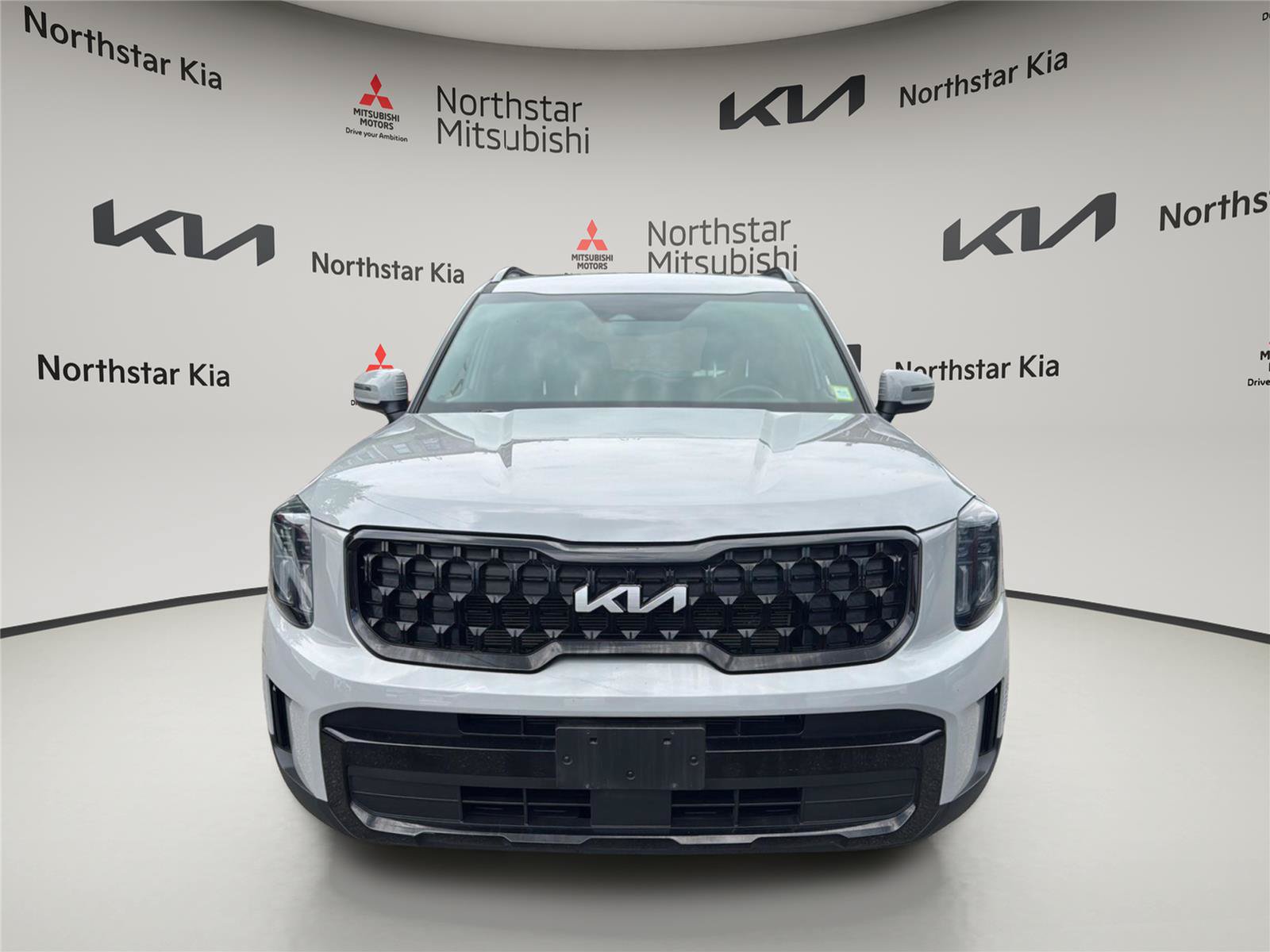 Used 2024 Kia Telluride EX X-Line AWD/4WD image 8